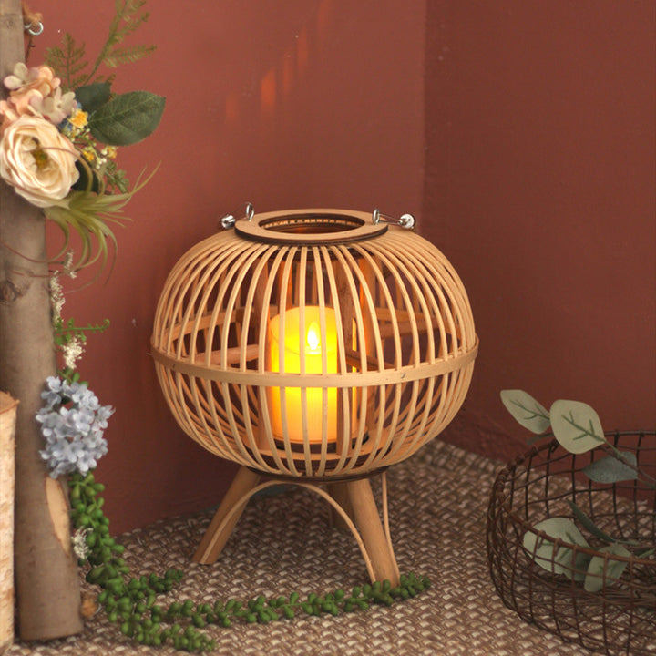 Stylish hanging lamp made of natural material