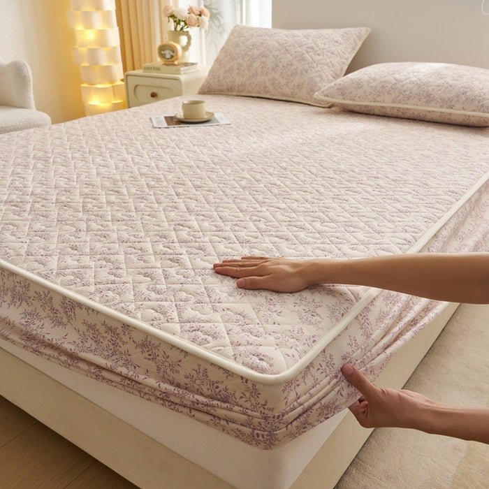 Decorative Quilted Mattress Protector Avarnia