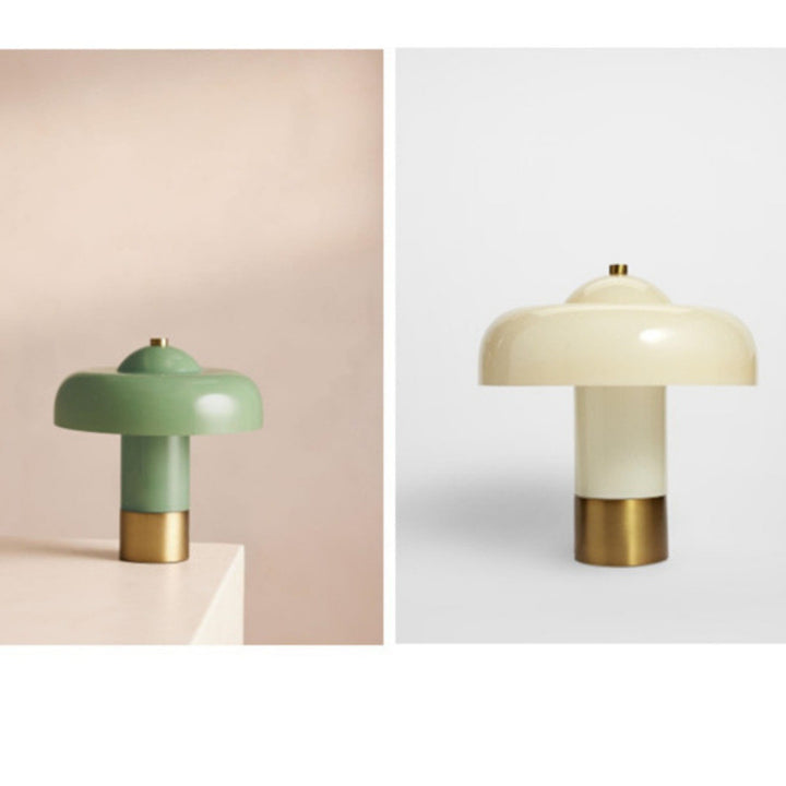 Contemporary mushroom-inspired table lamp