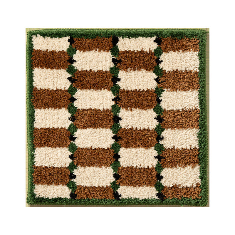 Hand-tufted square bath mat with high pile and non-slip bottom