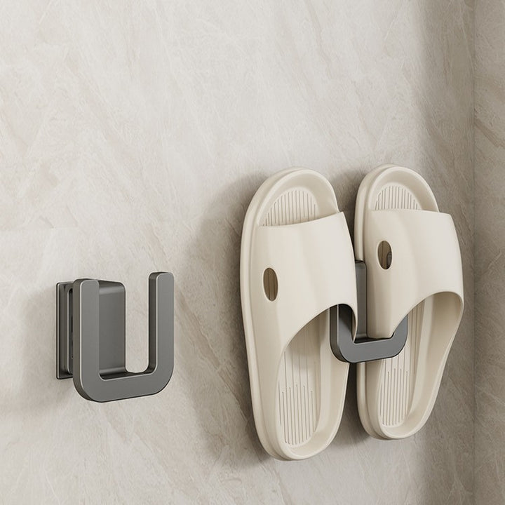 Wall-mounted shoe organizer with easily accessible holder
