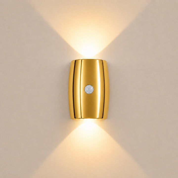Motion sensor night light
