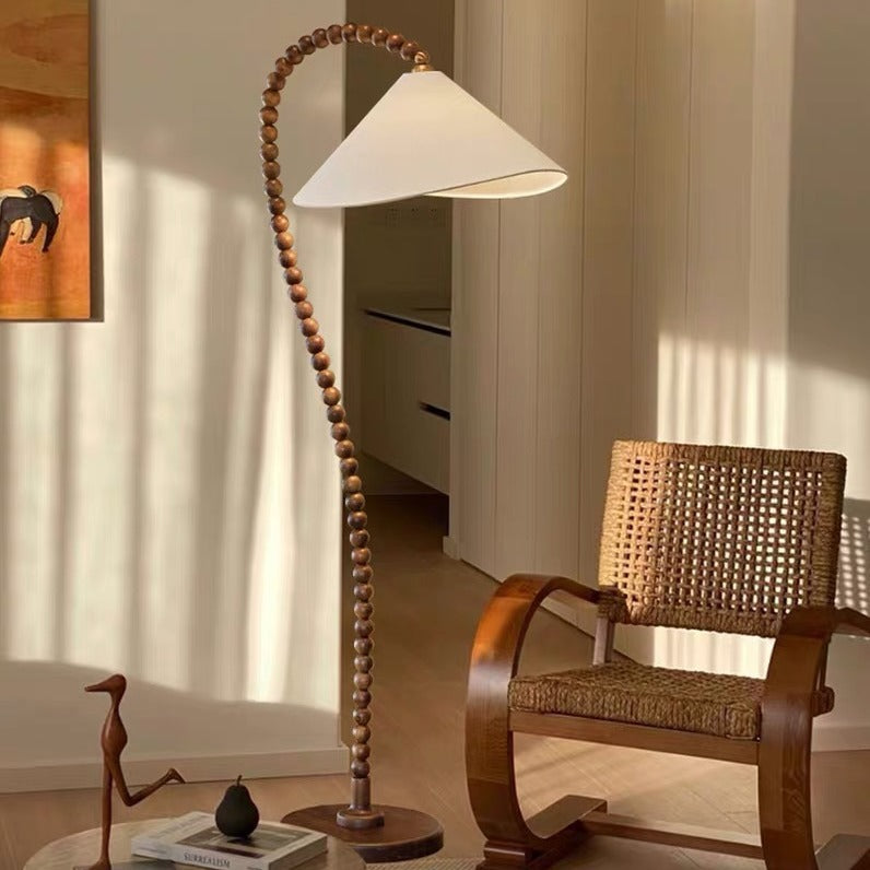 Curvy contemporary floor lamp