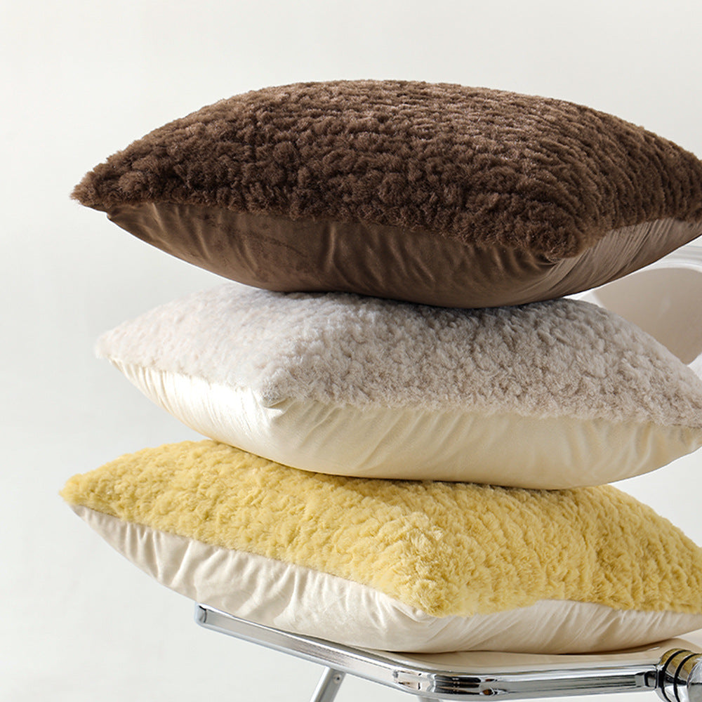 Modern decorative pillow in lambskin look with dense high pile structure