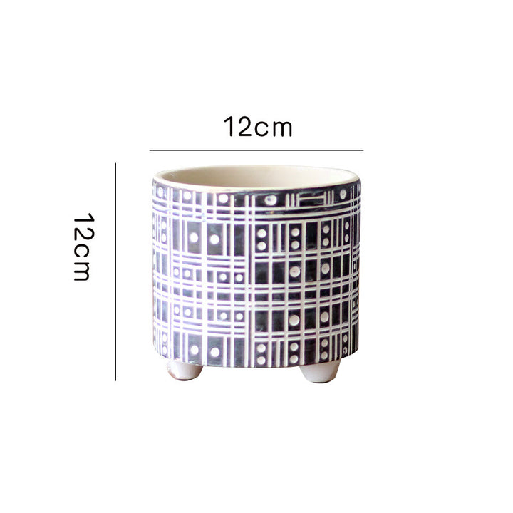 Decorative plant pot with geometric pattern