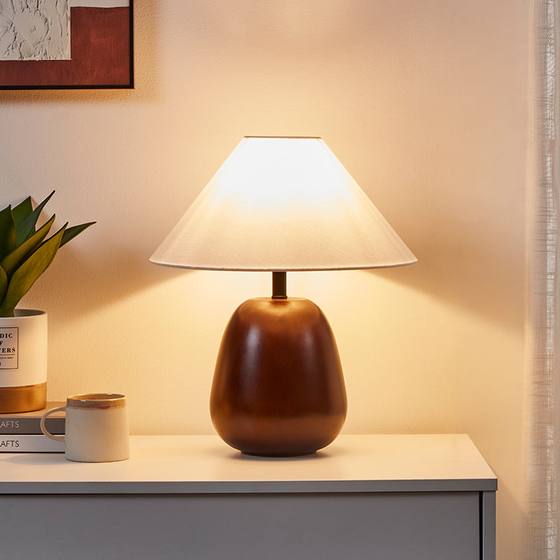 Stylish ceramic table lamp