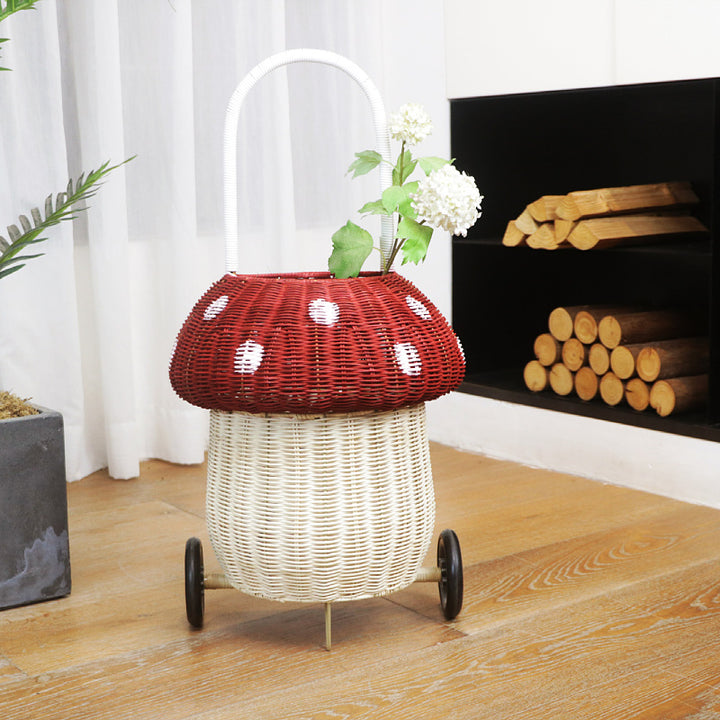 Decorative basket with wheels