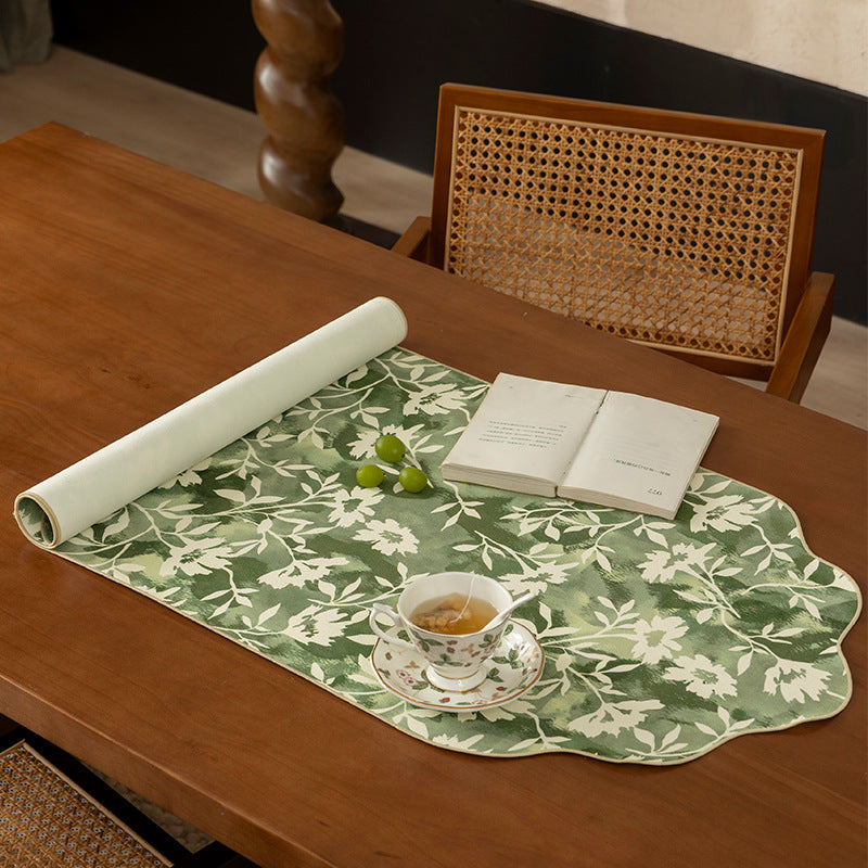 Elegant decorative table runner
