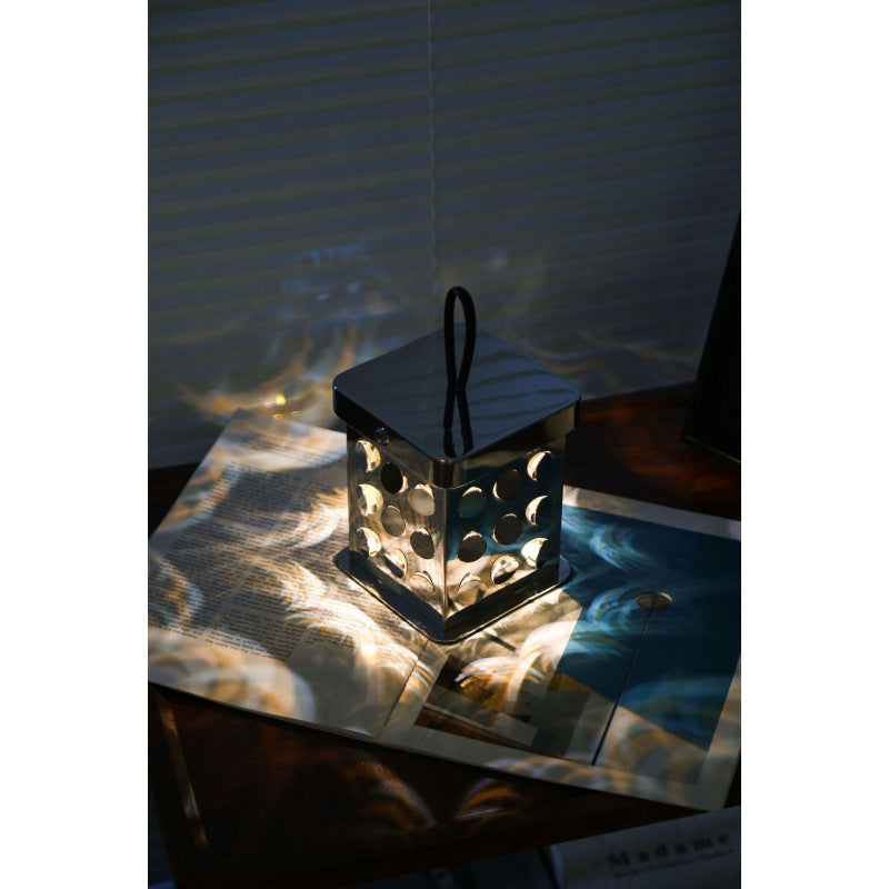 Decorative pendant lamp