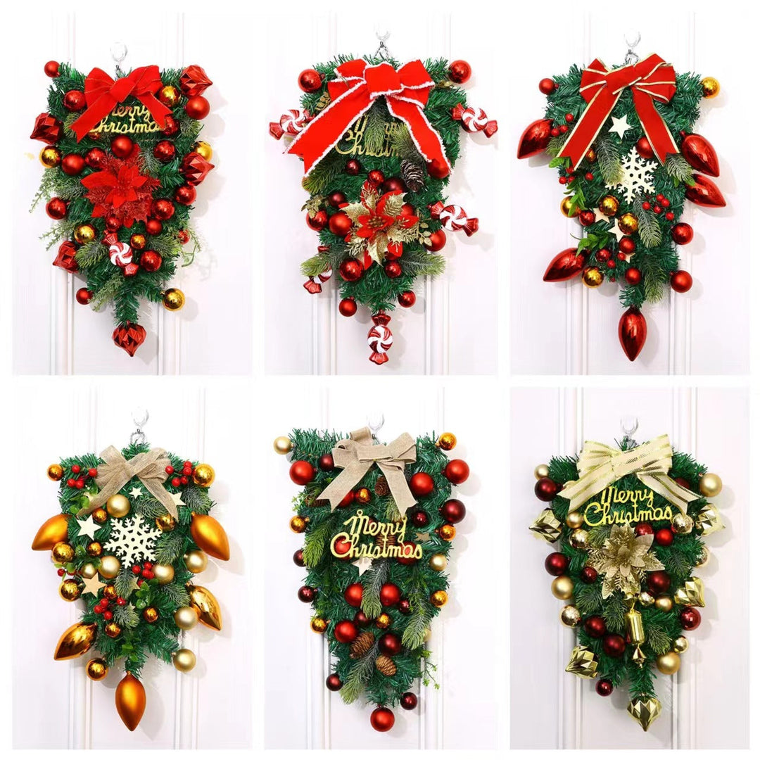 Festive Christmas Wreath Decoration