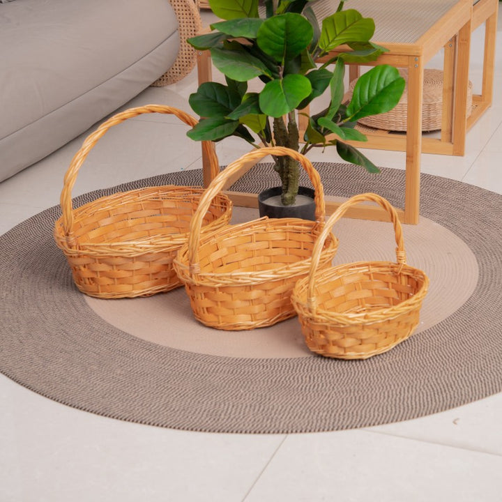 Handcrafted basket with practical handle