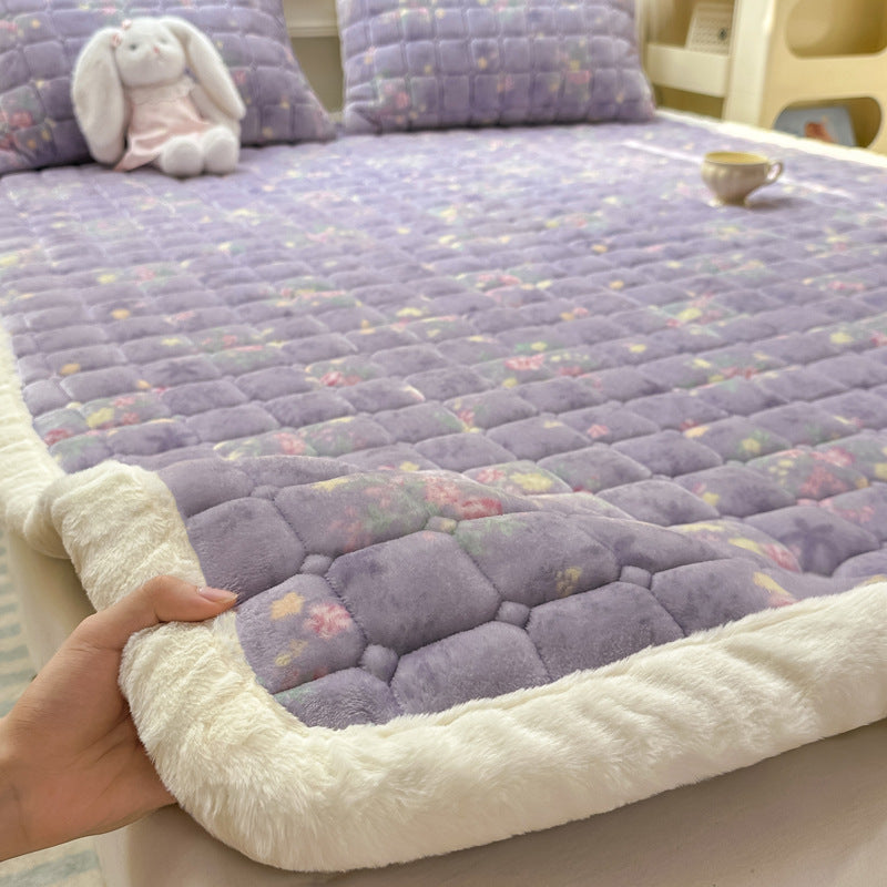 Plush Cartoon-Themed Blanket
