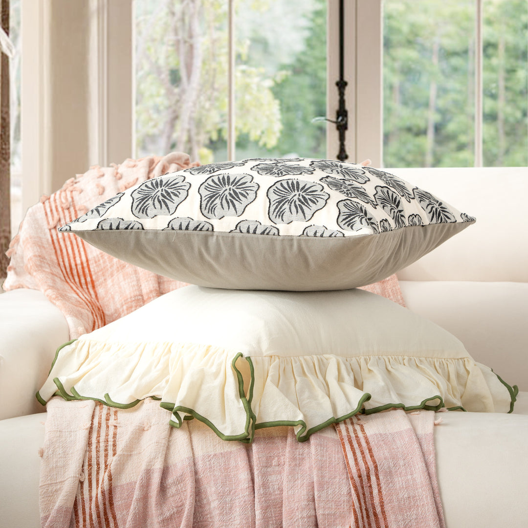 Decorative embroidered cushion cover made of cotton-linen with floral relief pattern