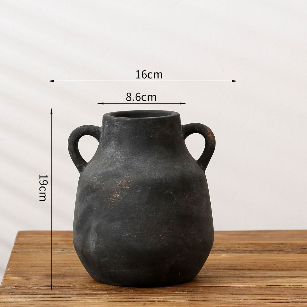 Elegant ceramic flower vase