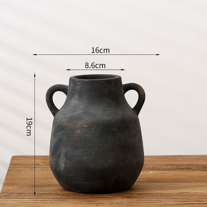 Elegant ceramic flower vase