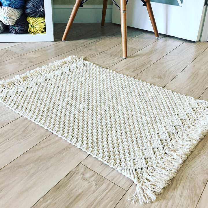 Handwoven carpet runner