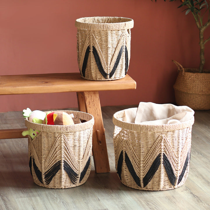 Handbag made of braided natural material