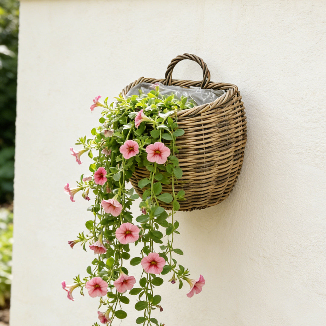 Decorative storage basket with handle