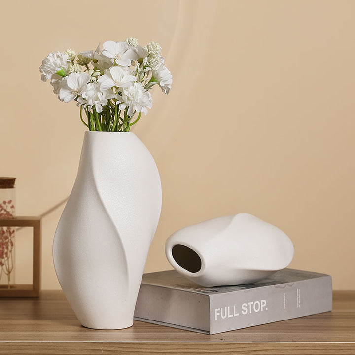 Elegant and contemporary ceramic vase