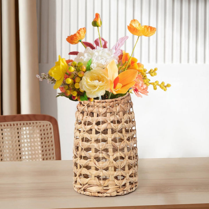 Handwoven basket with suspension device
