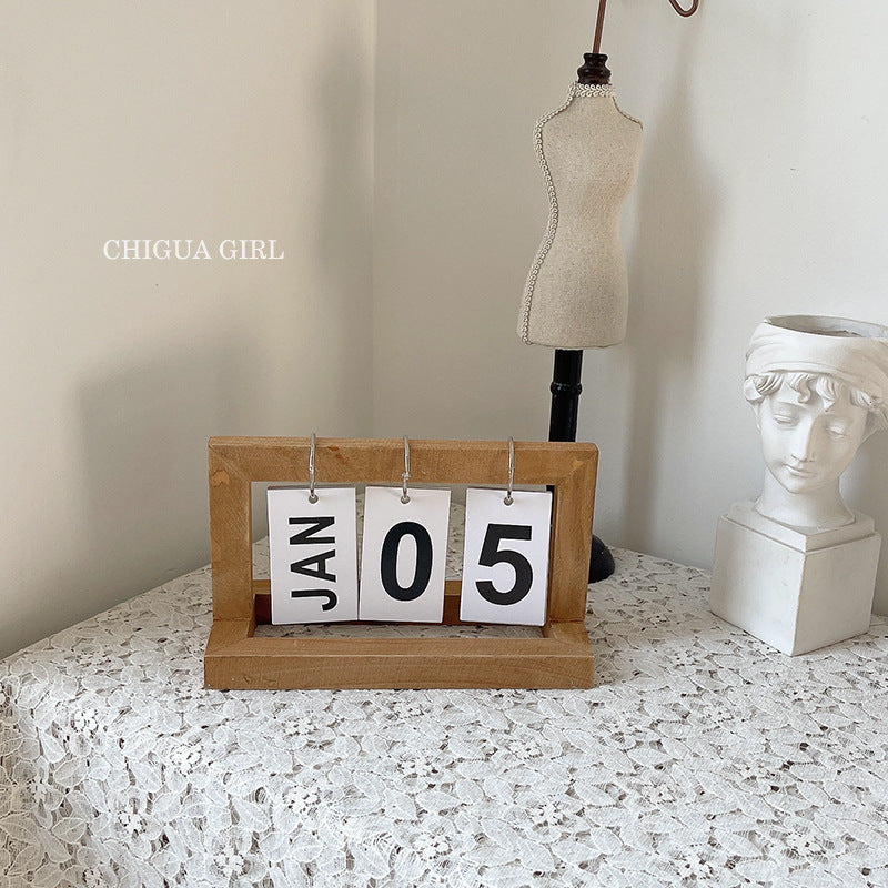 Decorative Calendar Stand