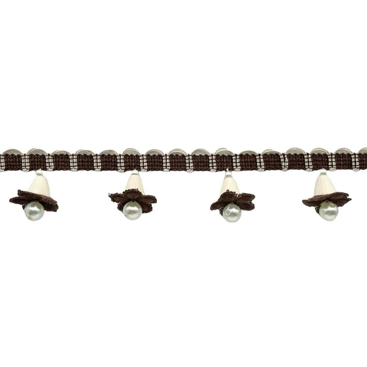 Elegant and Playful Lace Trim